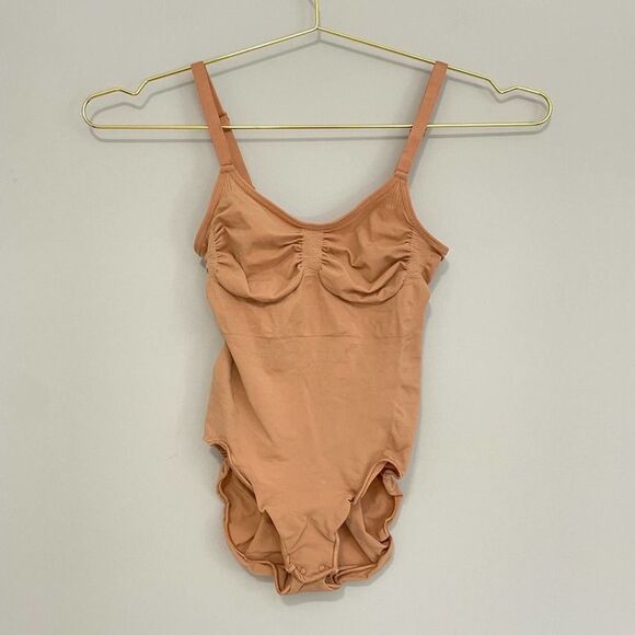 NWOT Skims Seamless Sculpt Brief Bodysuit S/M - Picture 3 of 5